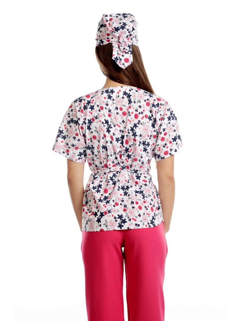 Costum medical dama, Laura Olteanu, bluza-pantalon-bandana, multicolor