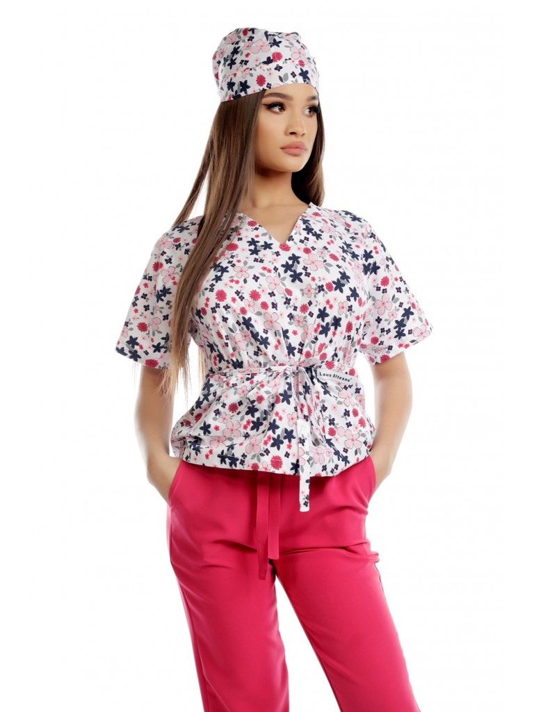 Costum medical dama, Laura Olteanu, bluza-pantalon-bandana, multicolor