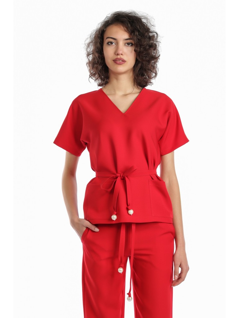 Uniforma medicala dama, Laura Olteanu, bluza-pantalon, rosu