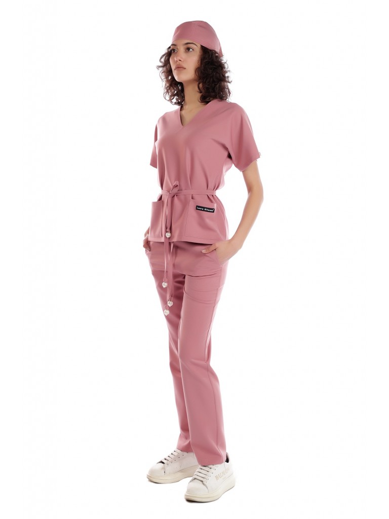 Uniforma medicala, Laura Olteanu, roz